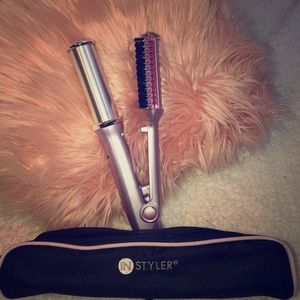 *SOLD* Instyler Revolving Styler & Travel Bag